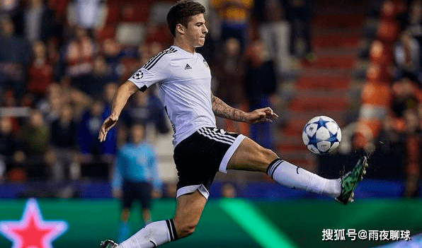 今晚金州勇士调整名单以备意大利杯Ning连续十二场比赛得分超过突破纪录，毕尔巴鄂竞技清晨临场应变看傻球迷的简单介绍